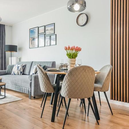 Apartamenty Simply Perlowa Przystan - Holiday City 코워브제크 외부 사진