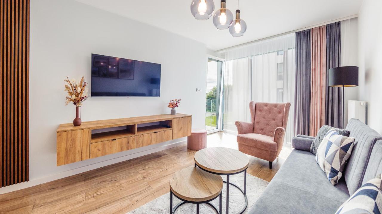 Apartamenty Simply Perlowa Przystan - Holiday City 코워브제크 외부 사진
