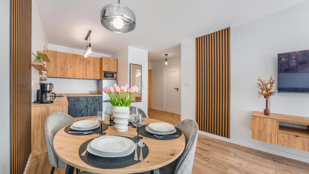 Apartamenty Simply Perlowa Przystan - Holiday City 코워브제크 외부 사진