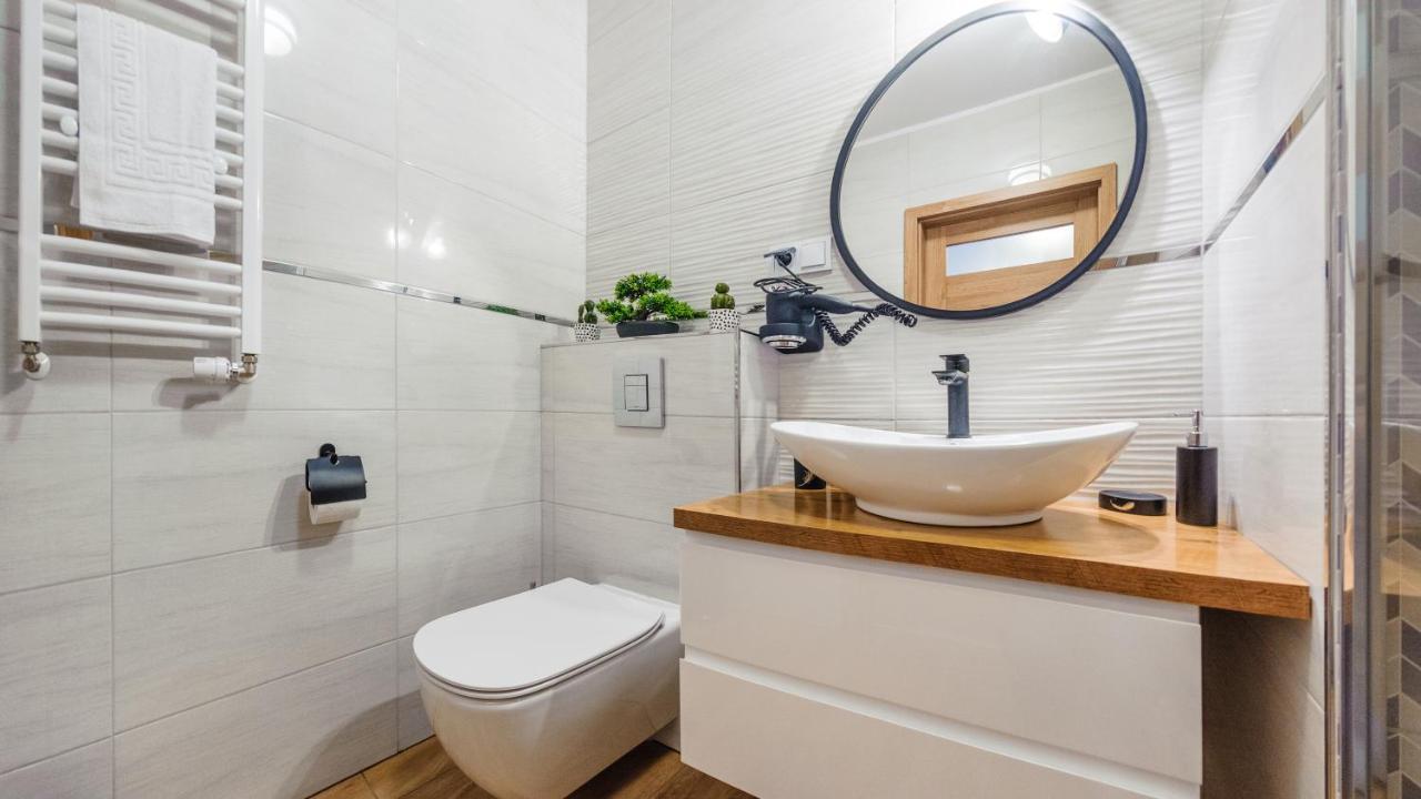 Apartamenty Simply Perlowa Przystan - Holiday City 코워브제크 외부 사진